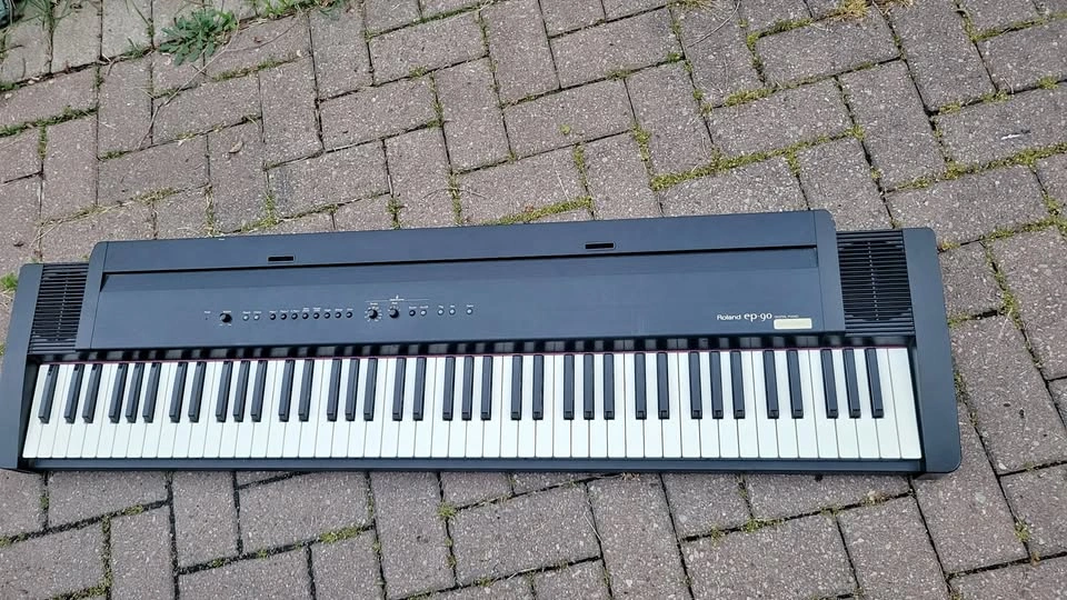 $400 Roland EP-90 Digital Piano - Made in Japan