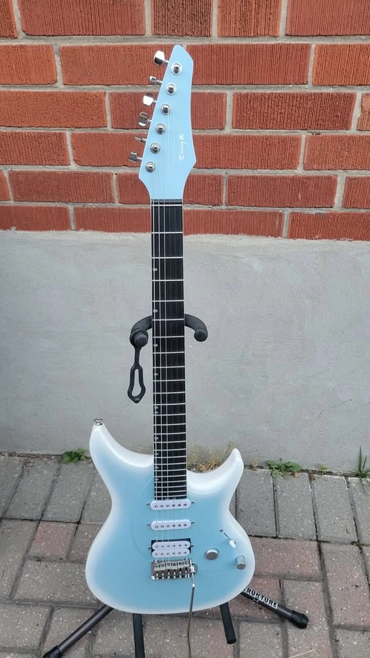 $500 Enya Inspire Smart Electric Guitar – Blue - photo 4