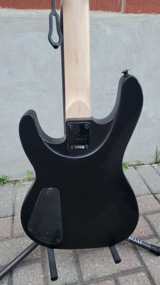 $270 Jackson Electric Bass Guitar - Satin Black - photo 3