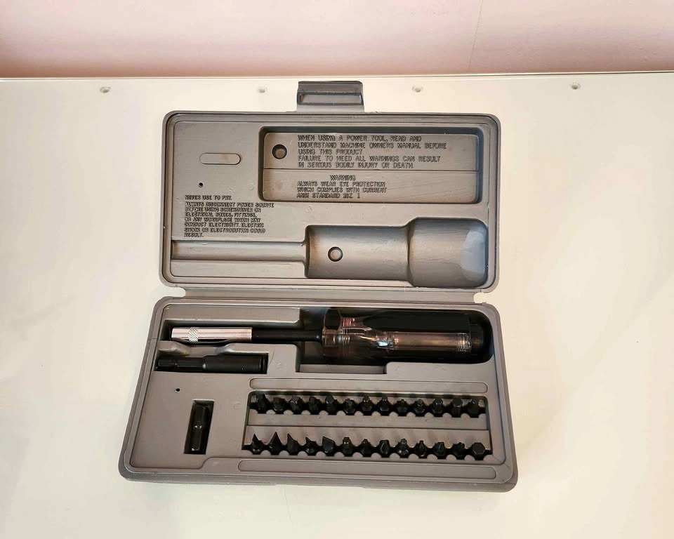 29PC Screwdriver Set (brand new)