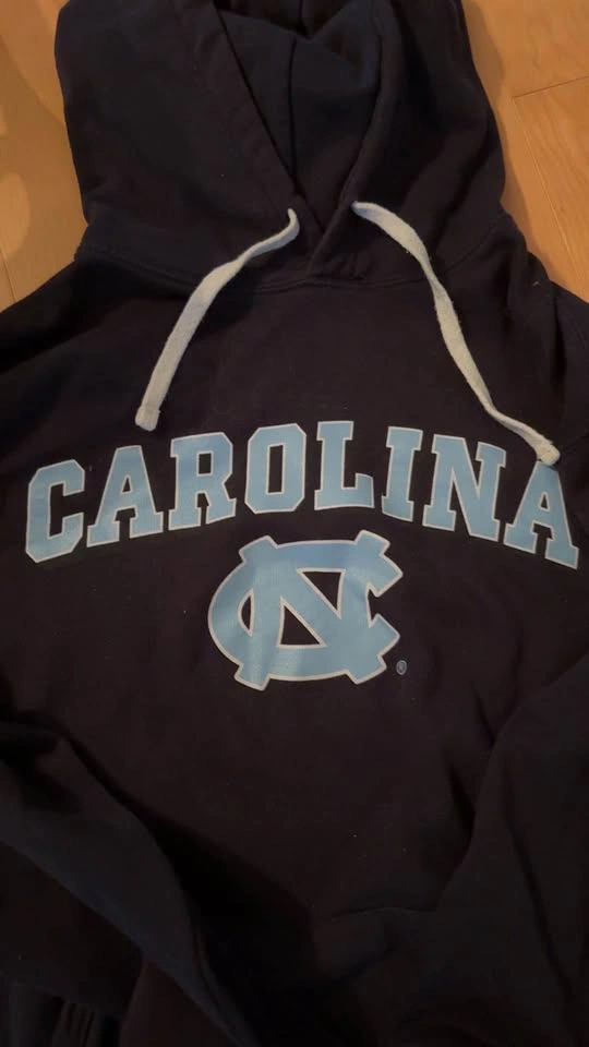 University of North Carolina Carolina Hoodie Large - photo 2