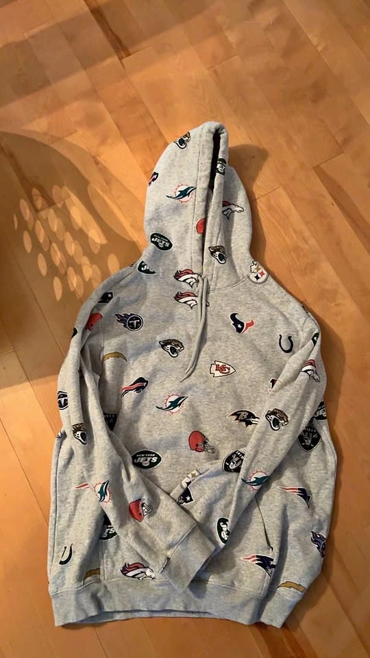 H&M NFL Team Logos Hoodie L