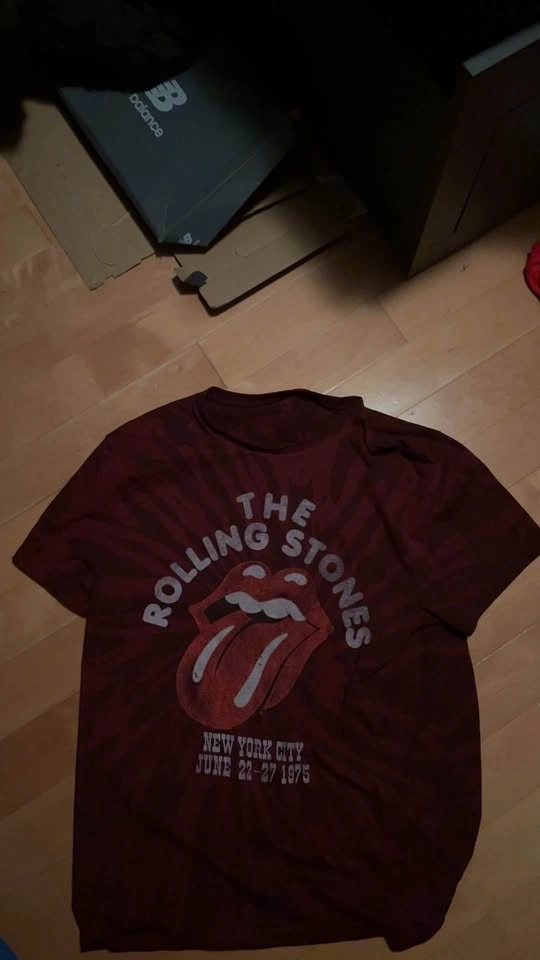 Rolling Stones NYC 1975 Tie-Dye T-Shirt - photo 3