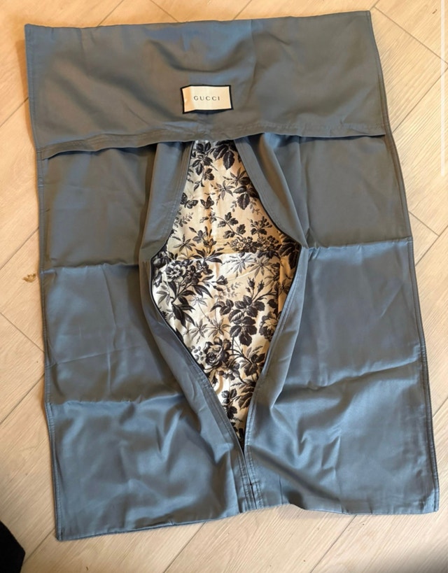 Authentic Gucci garment bags - photo 5