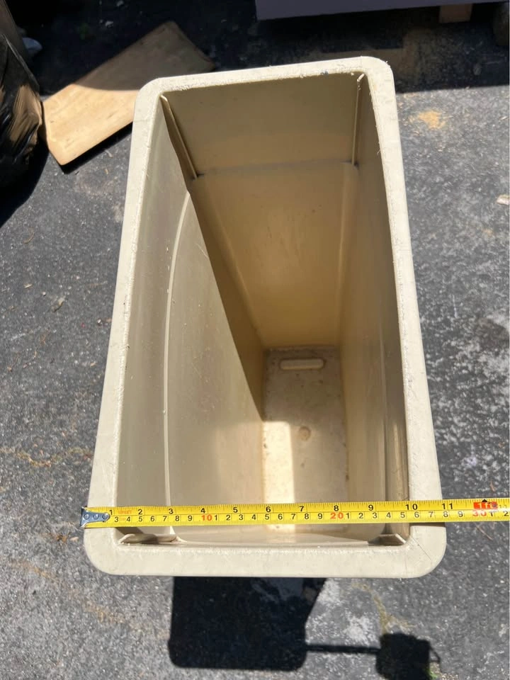 Used 23 Gallon Trash Can no lid - photo 3
