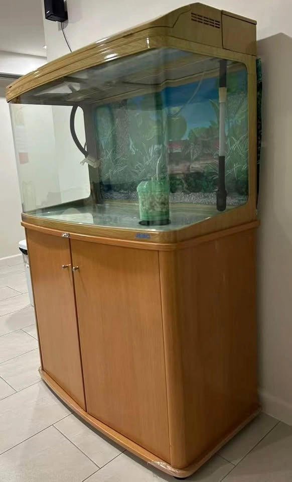 50 gallon fish tank with bottom drawer - solid wood - photo 3