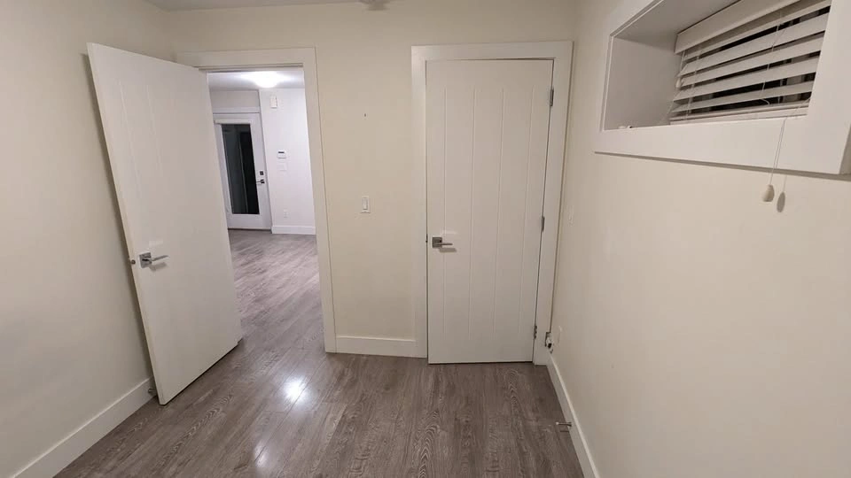 1 Bed 1 Bath Apartment - photo 4