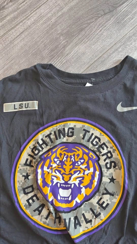 Nike LSU Fighting Tigers Death Valley T-shirt
