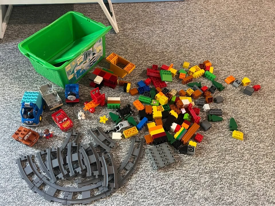 LEGO Duplo Train Cars Blocks Tracks Lot - photo 2