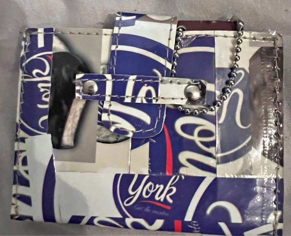 NAHUI OLLIN York Peppermint Patty Card Holder