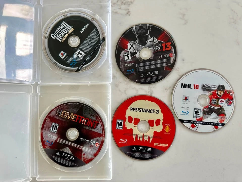 Large PS3 Video Game Collection 52 PS3 and 2 PS4 - photo 2