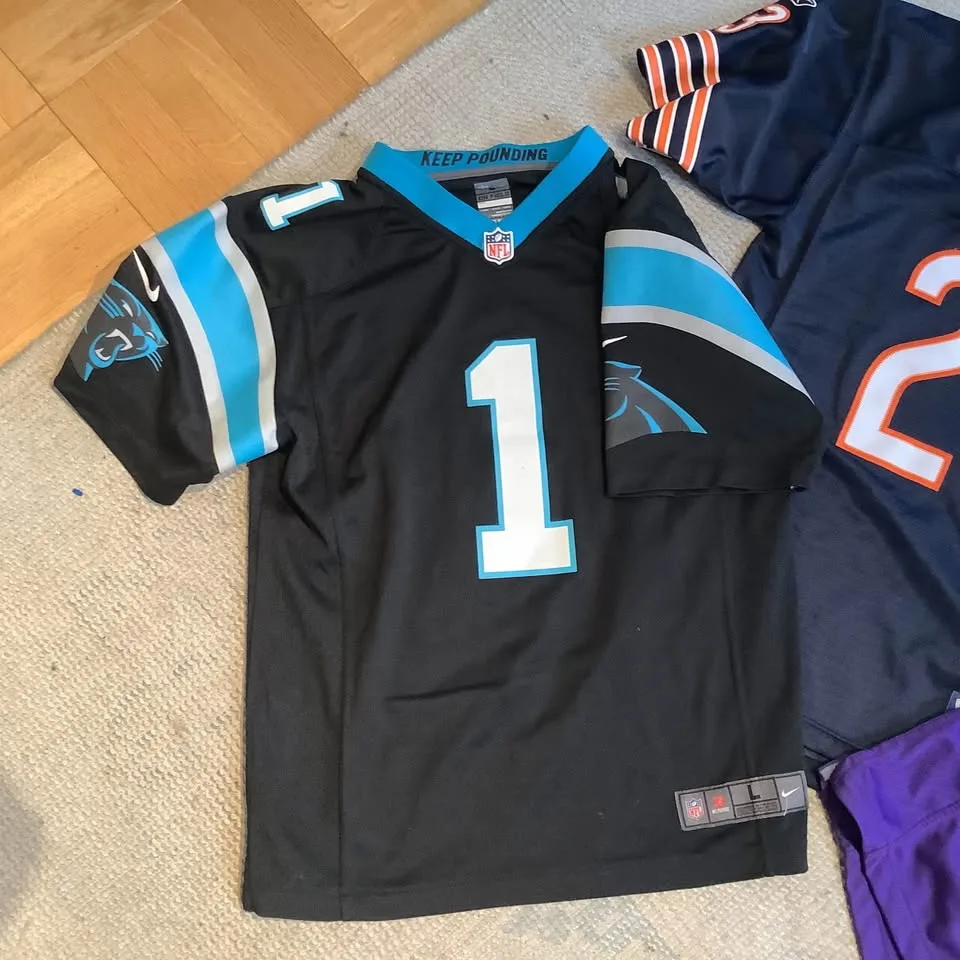 Set of three football kid’s NFL Nike jerseys image indicator(4)