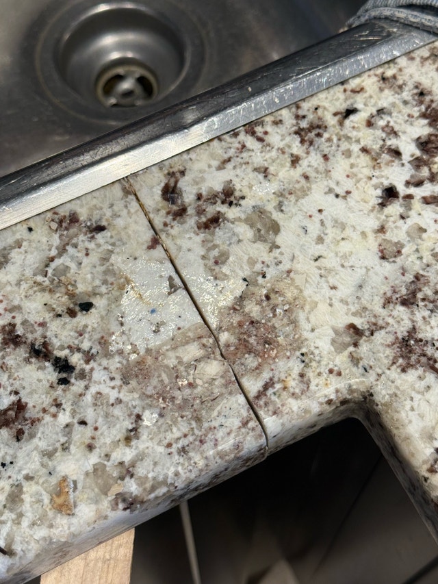 Seam & Chip Repair – Granite, Quartz