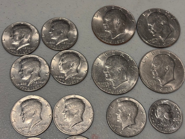 1970s USA Dollar and Half dollar coins+ - photo 5