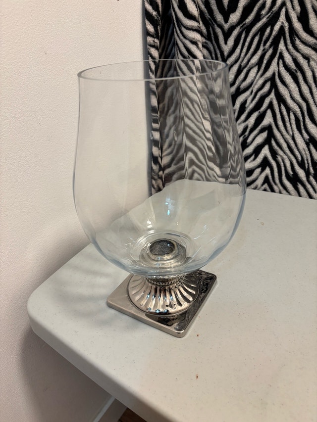 Glass Vases $5 each - photo 2