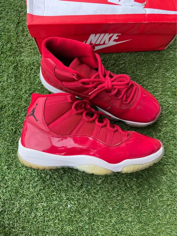 Jordan 11 “Win like 96” Size 11.5 men’s image indicator(2)