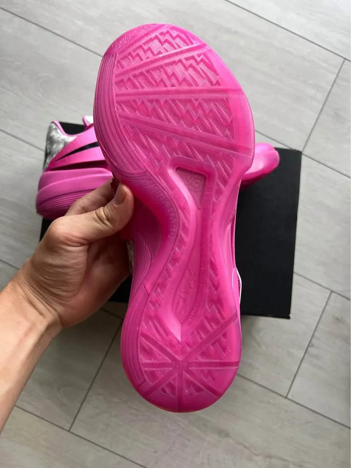 Nike KD 4 “Aunt Pearl” Size 10 Brand New image indicator(9)