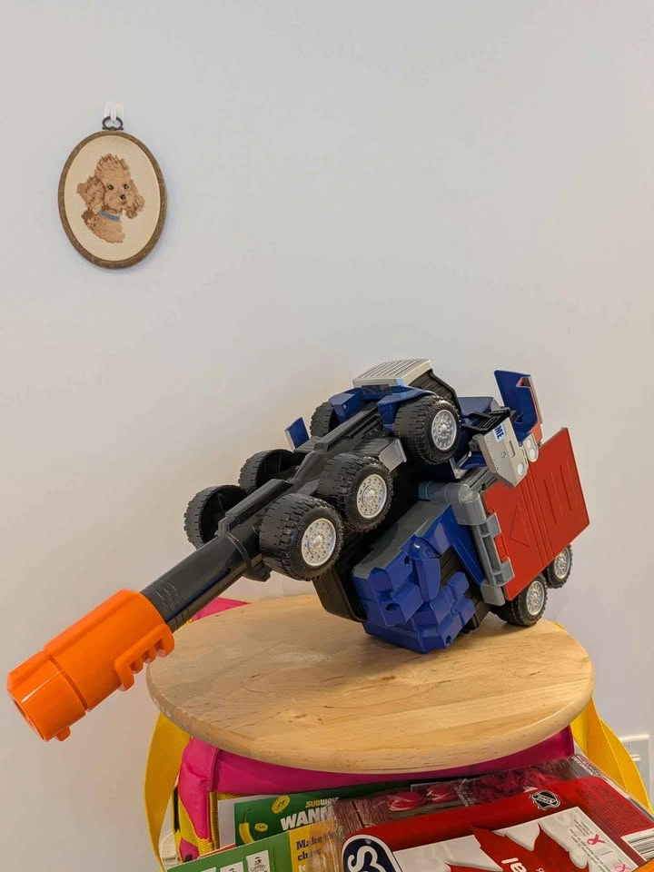 Vintage Hasbro Transformers Optimus Prime 2-in-1 Battle Rig - photo 2