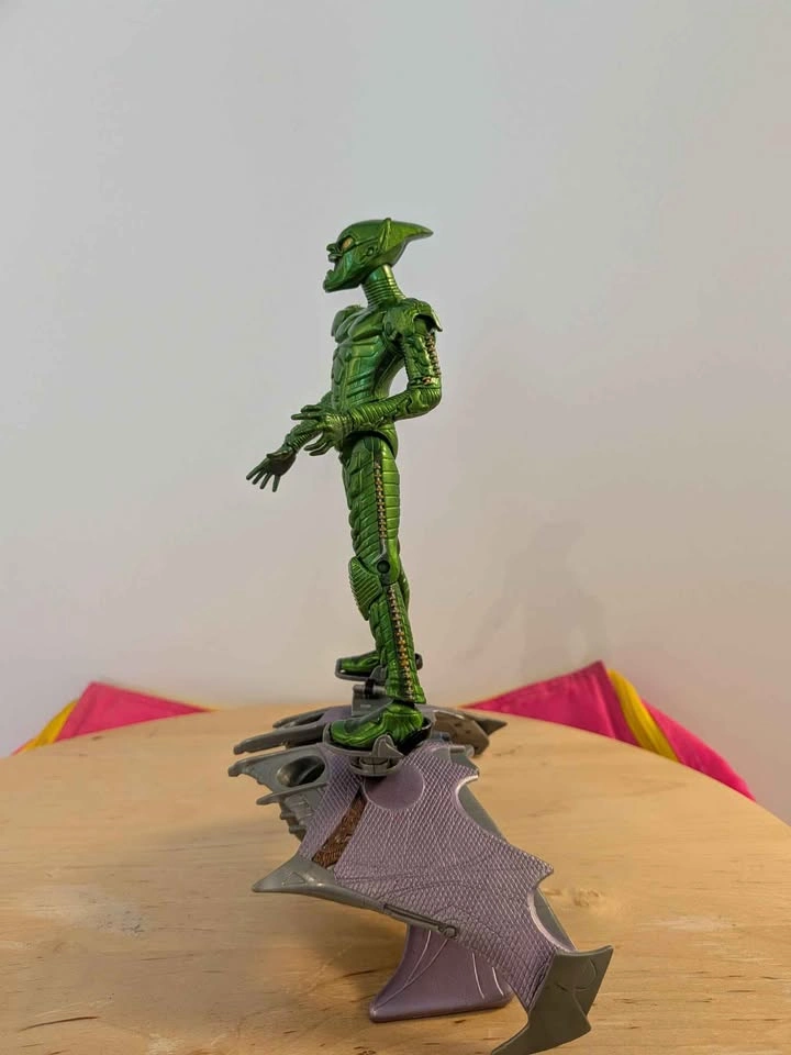 Vintage 2002 ToyBiz Spider-Man Movie Green Goblin Action Figure - photo 3