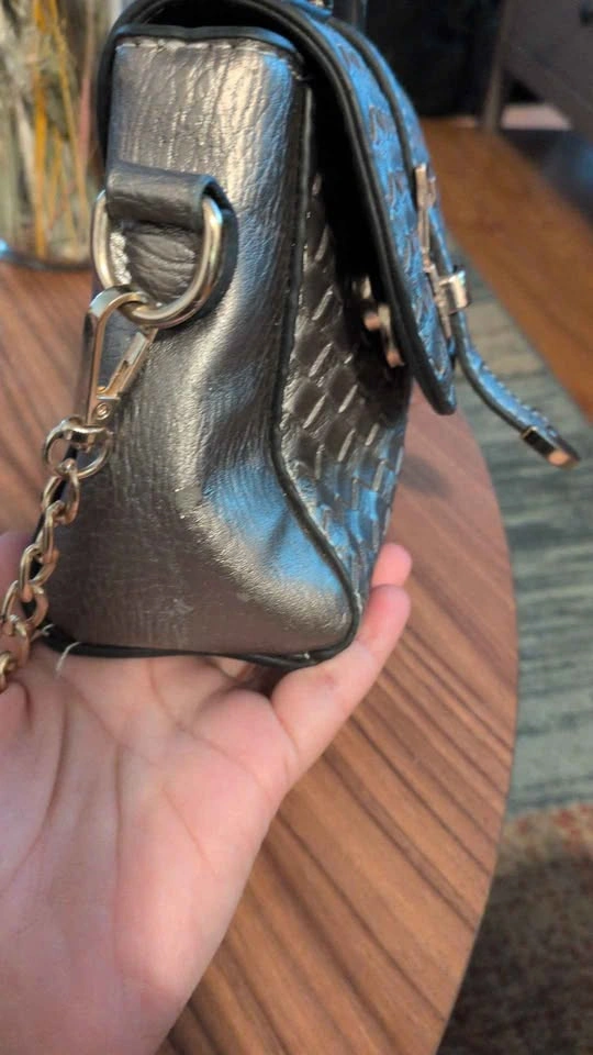 Silver Metallic Crossbody Handbag - photo 4