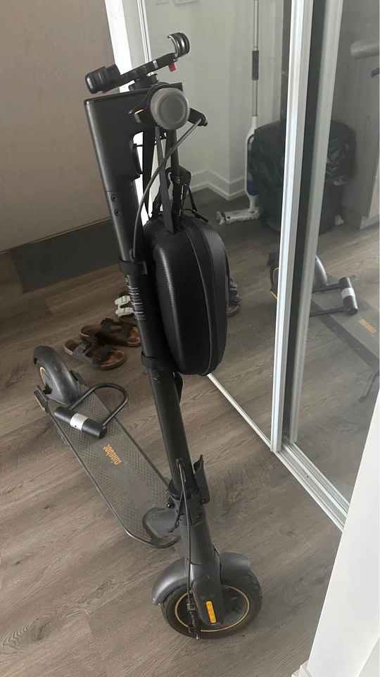 Ninebot KickScooter G30P Electric Scooter - photo 3