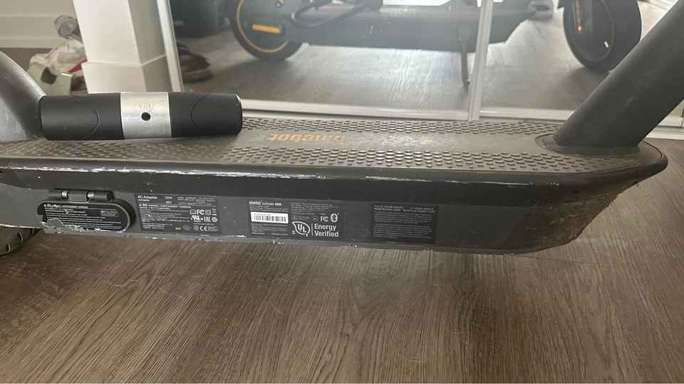 Ninebot KickScooter G30P Electric Scooter - photo 4
