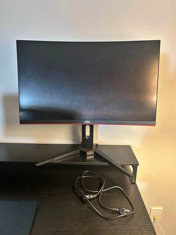 AOC Curved Gaming Monitor 21.5 in