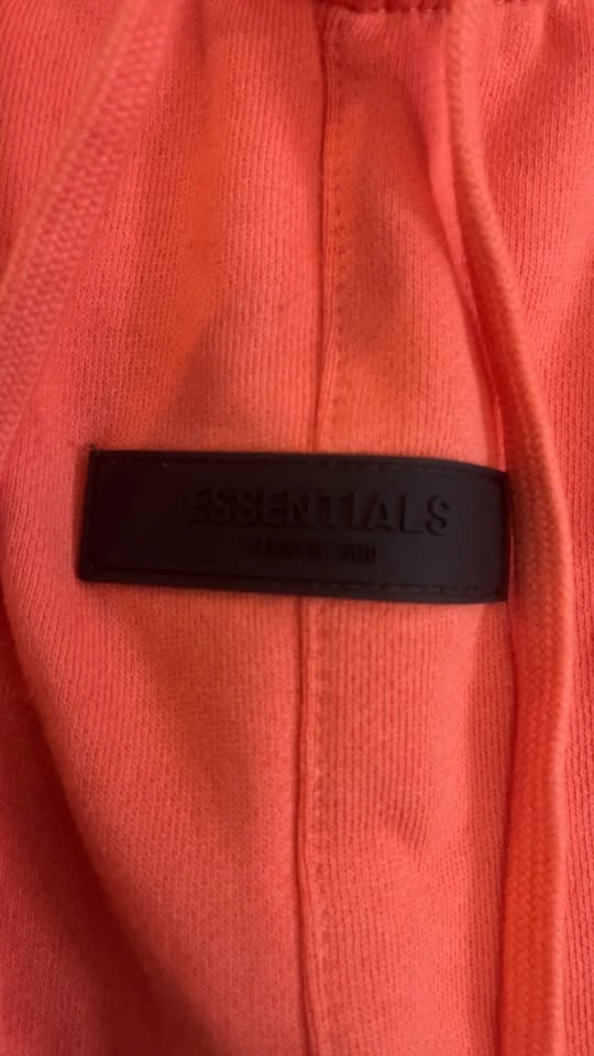 NEW CORAL ESSENTIALS SHORTS size M - photo 4