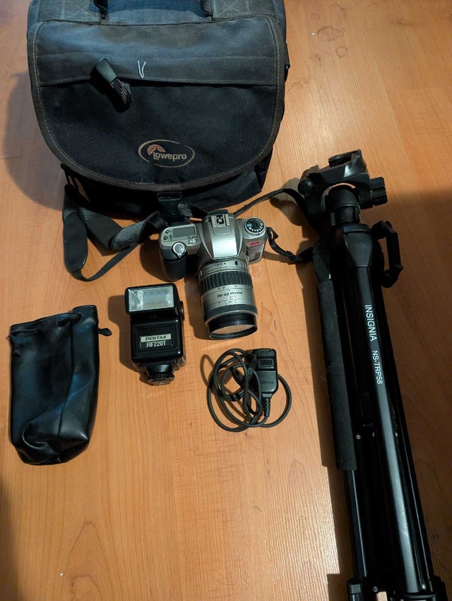 Pentax MZ-7 Camera bundle - photo 3