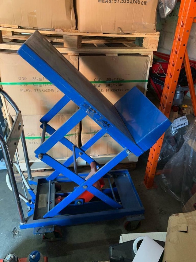 Used lift, tilt scissor table - photo 2