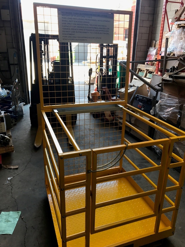 Forklift Work Maintenance Platform, cage - photo 2