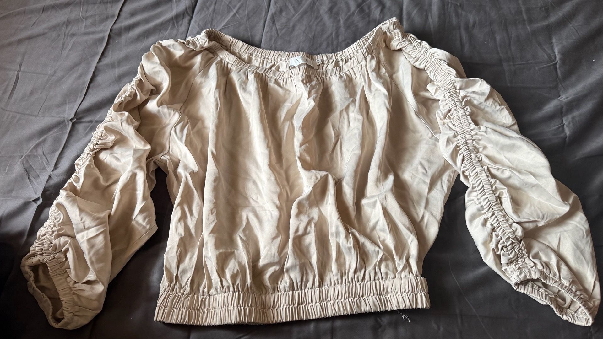 ASTR The Label Off-Shoulder Long Sleeve Top - Beige - photo 4