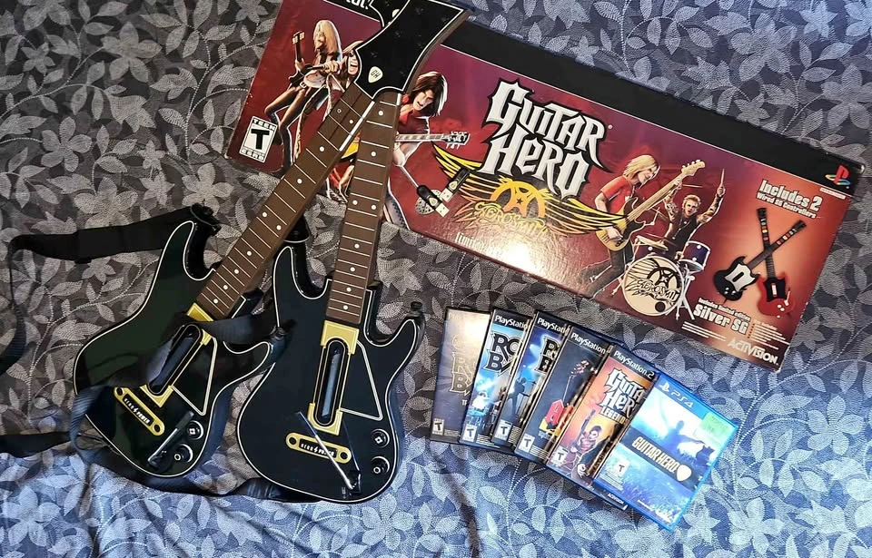 Guitar Hero Bundle! X2 - 2pc sets