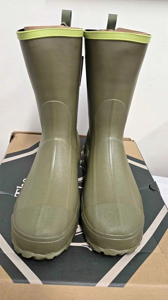 Muck Boot Company Olive Green Wellington Boots