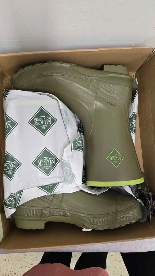 Muck Boot Company Olive Green Wellington Boots - photo 2
