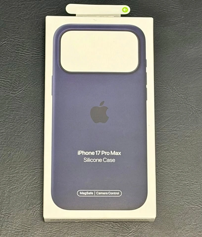 Brand New, Open Box Genuine Apple iPhone 17 Pro Max Silicone