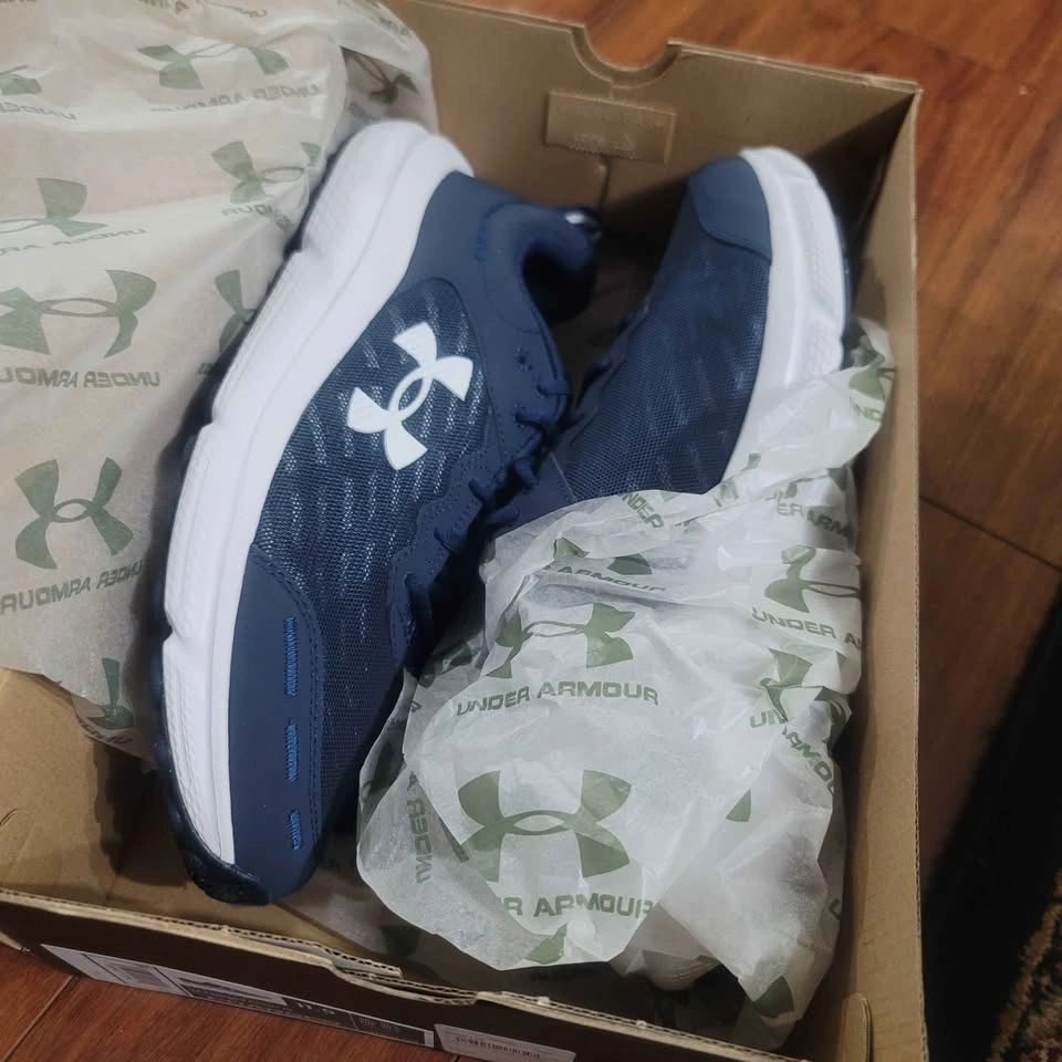 Men's UA Charged Assert Shoes - New in Box - photo 4