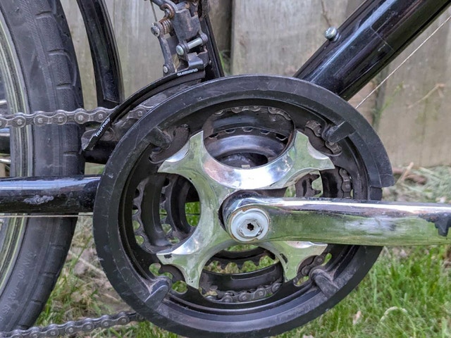Diamondback commuter/touring bike with rear carrier and fenders - photo 5