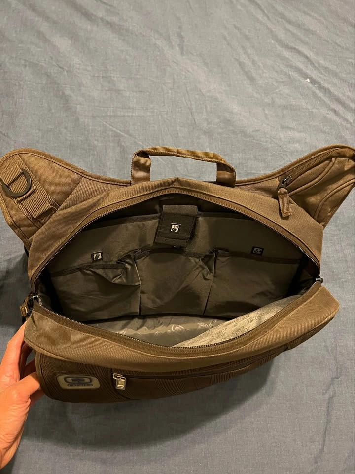 OGIO Hip-Hop Messenger Bag - photo 3