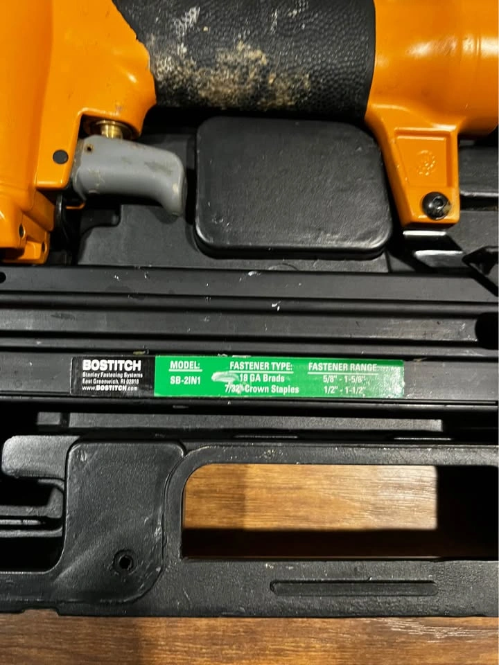 Bostitch SB-2IN1 Brad nailer - photo 2