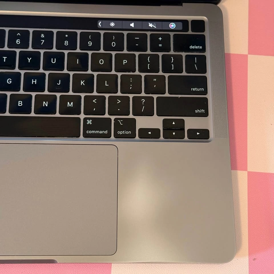 Apple Macbook Pro (2020) - M1 8/256 GB - Space Grey - 13" - photo 2