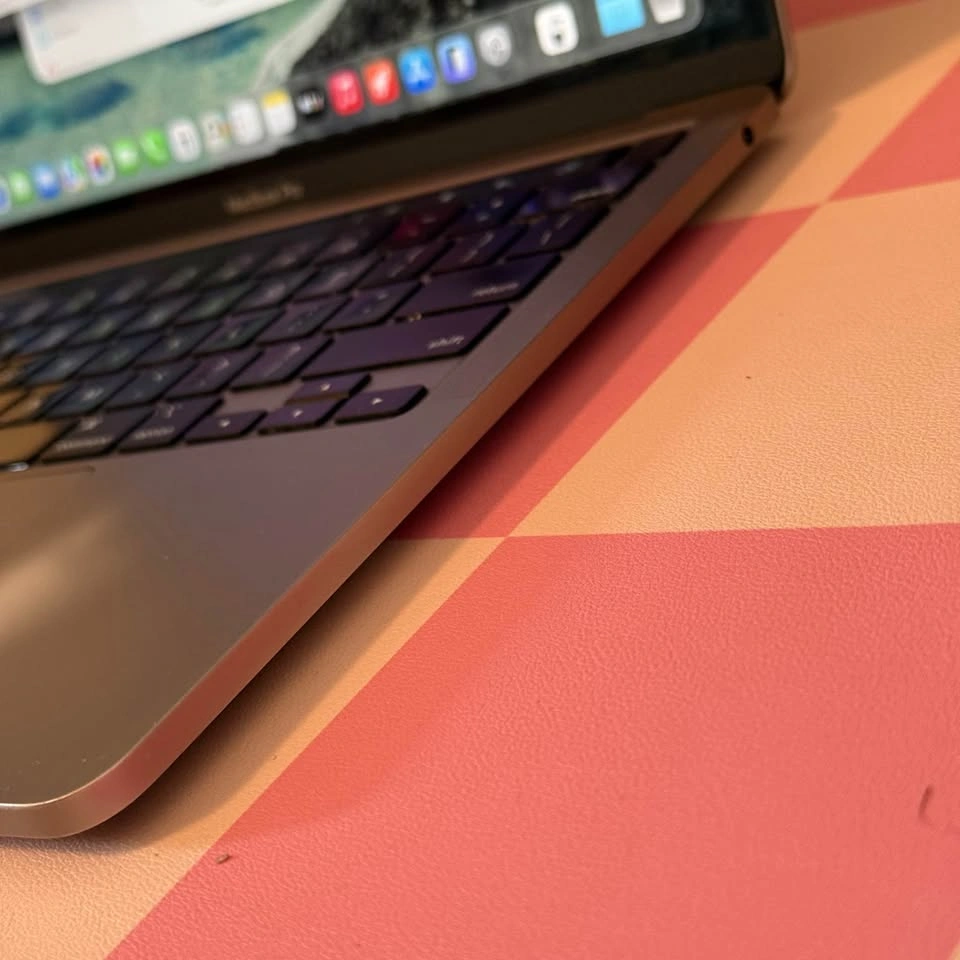 Apple Macbook Pro (2020) - M1 8/256 GB - Space Grey - 13" - photo 5