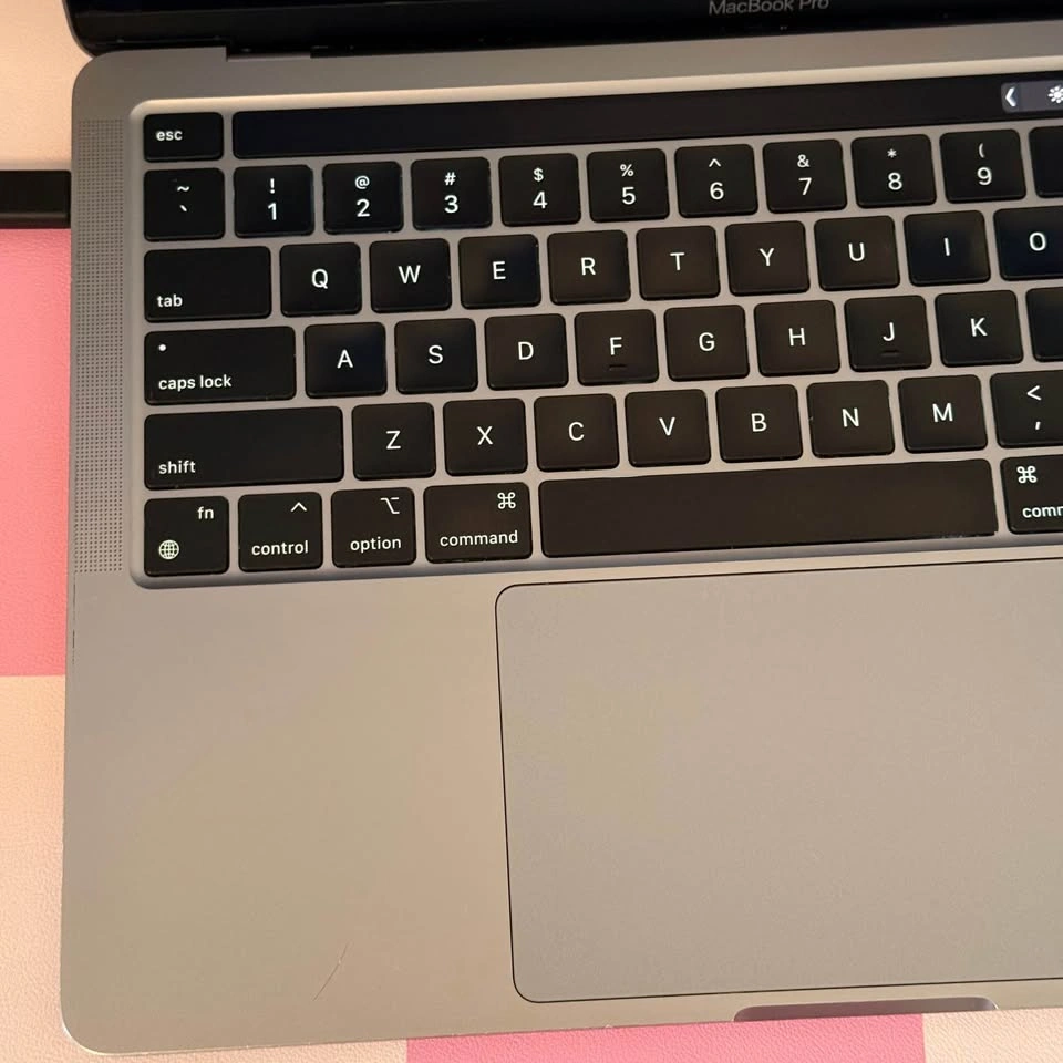 Apple MacBook Pro (2020) - 13 inch - M1 8/256 GB - Space Grey - photo 3