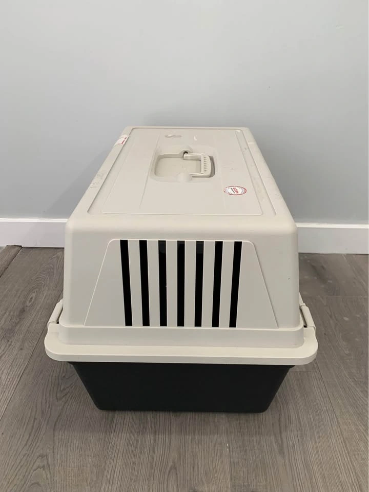 Pet crate/ carrier - photo 4
