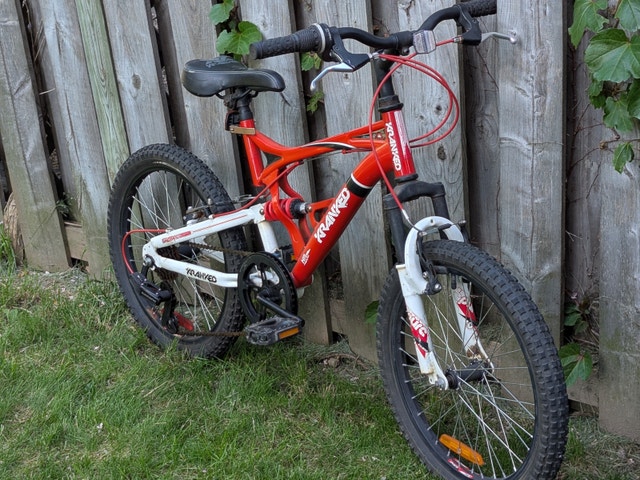 20" wheels, Kranked full suspension youth bike - photo 2