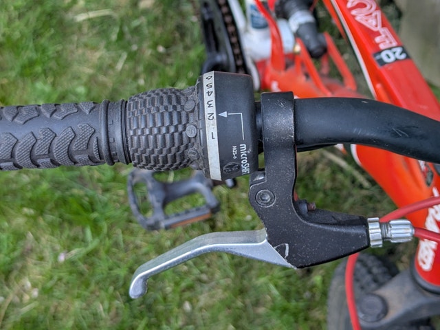 20" wheels, Kranked full suspension youth bike - photo 3