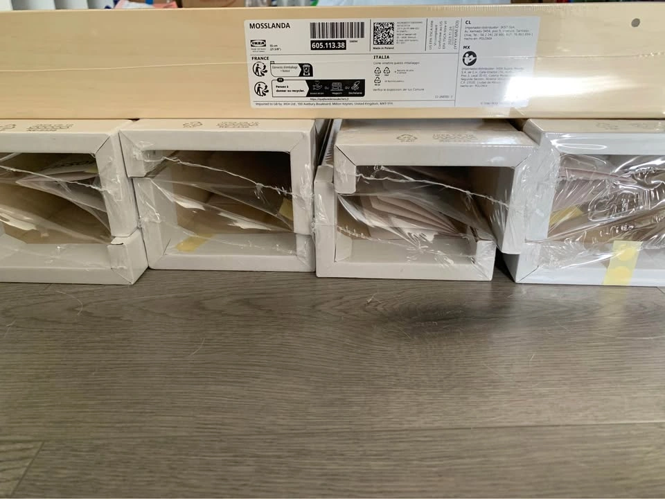 New! Last one! IKEA mosslanda picture ledge - photo 2