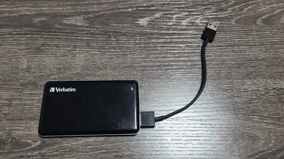 Verbatim 128GB External SSD Storage USB - photo 3