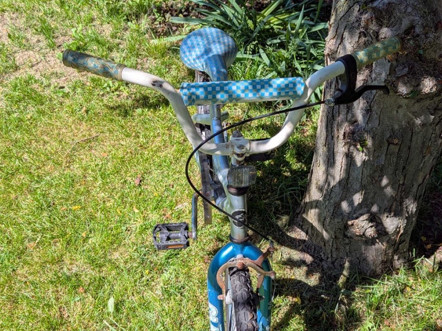 light blue kids single speed bike for ages 6-14 - photo 4