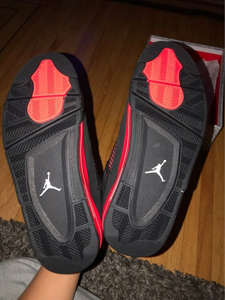 Jordan 4 red thunders - photo 2